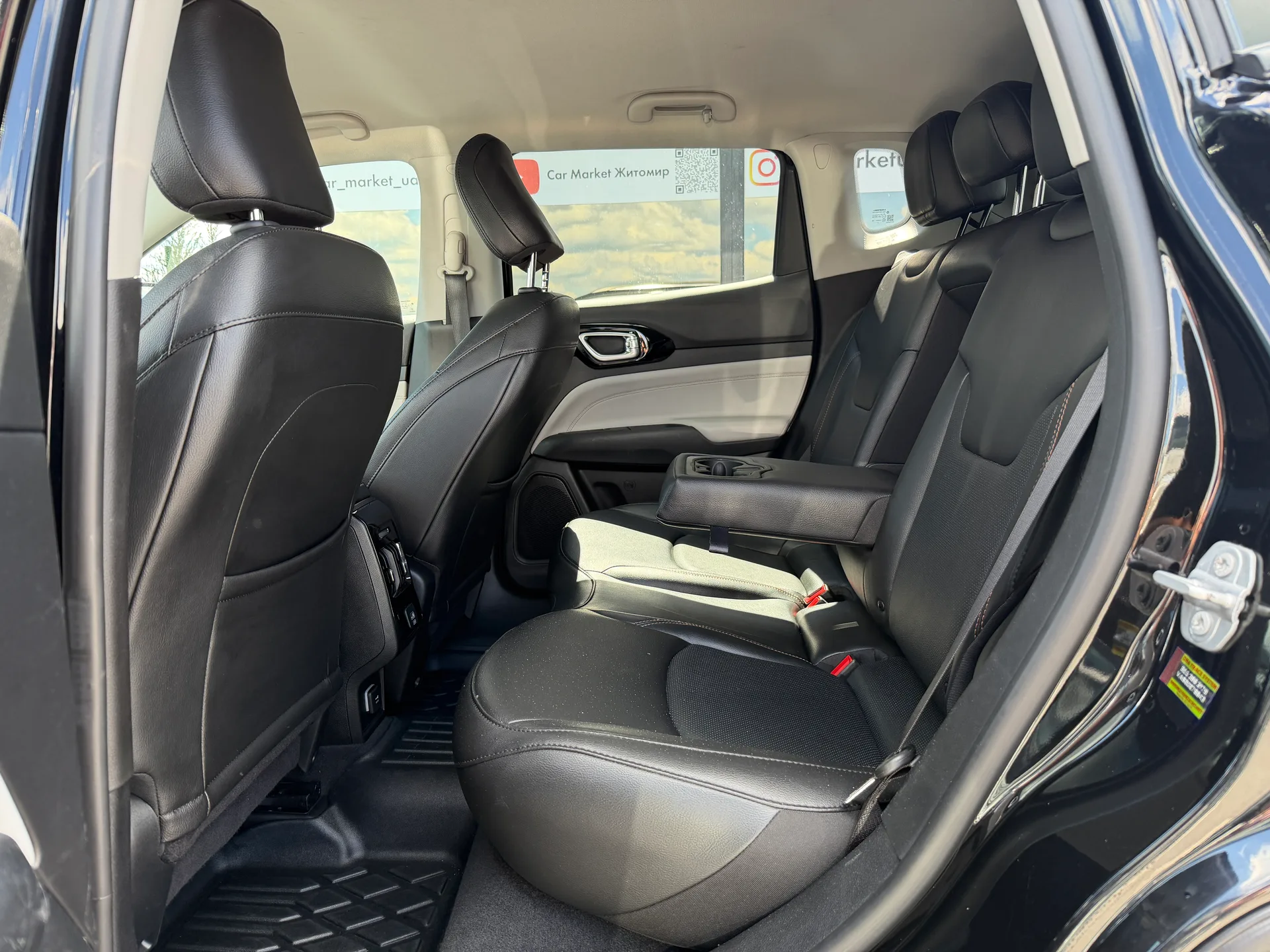 Jeep Compass — фото 7