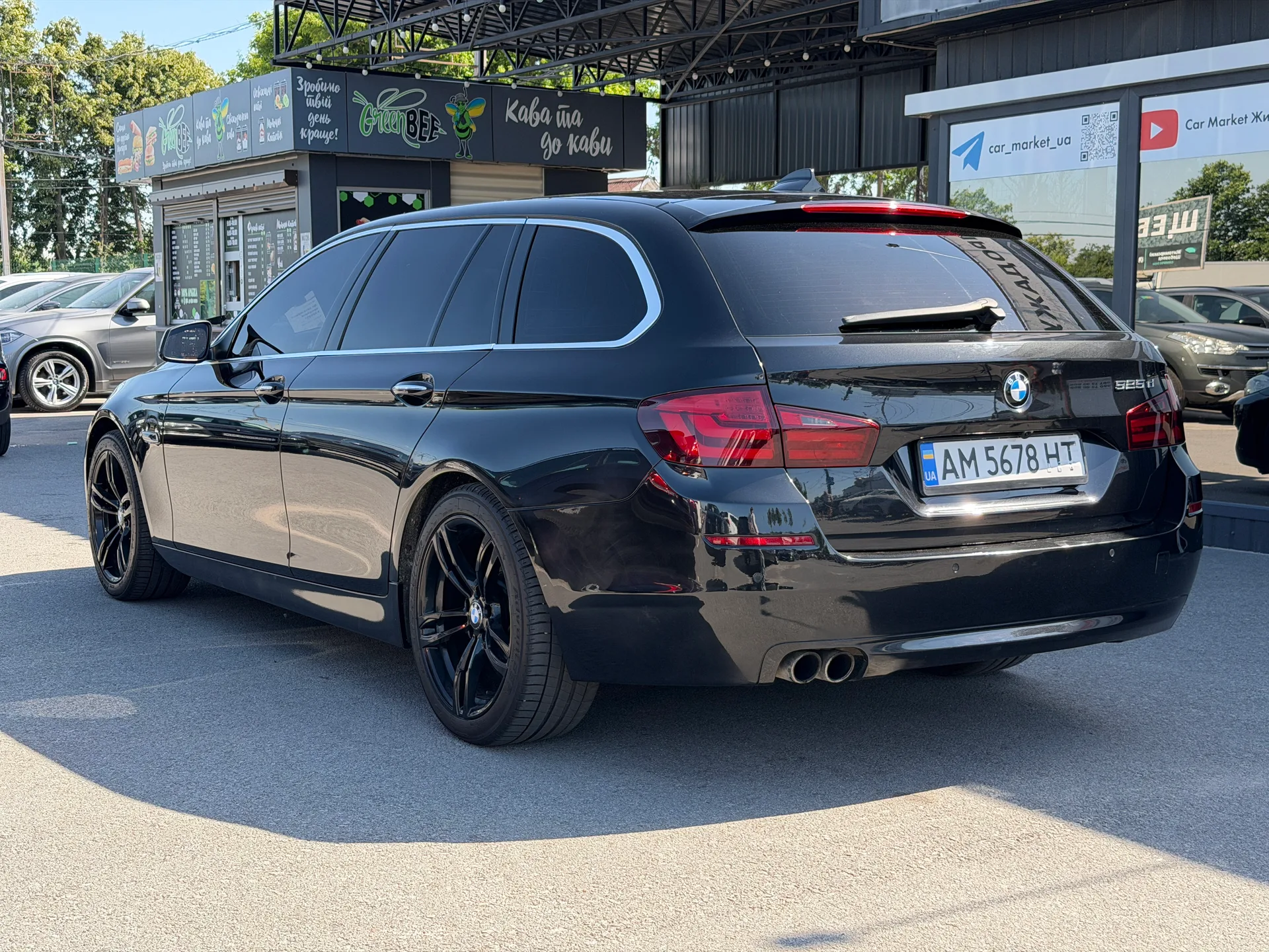 BMW 5 Series — фото 4