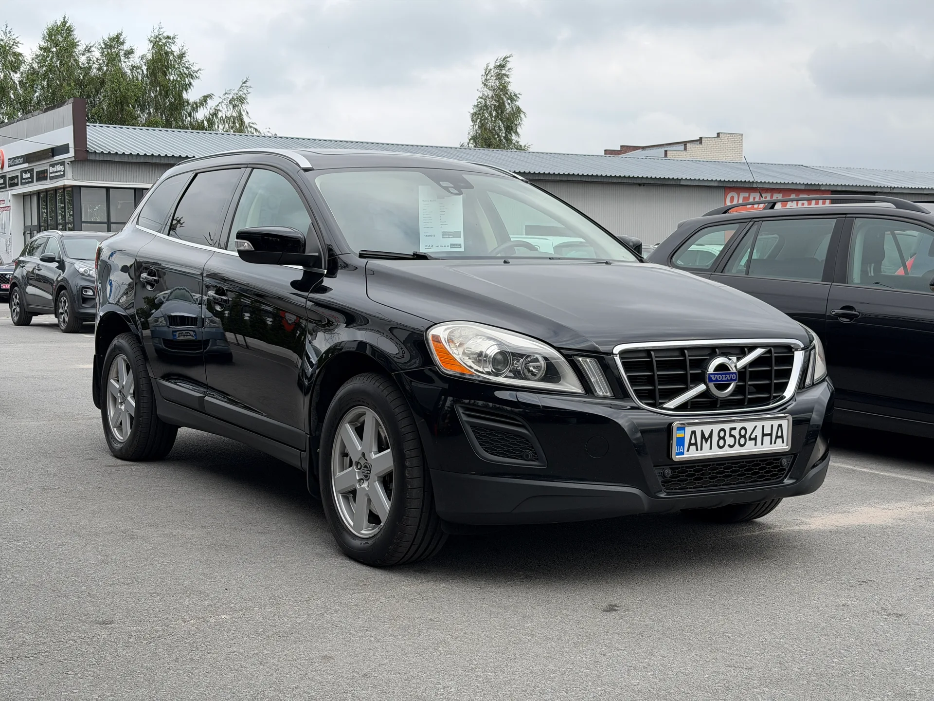 Volvo XC60 — фото 2