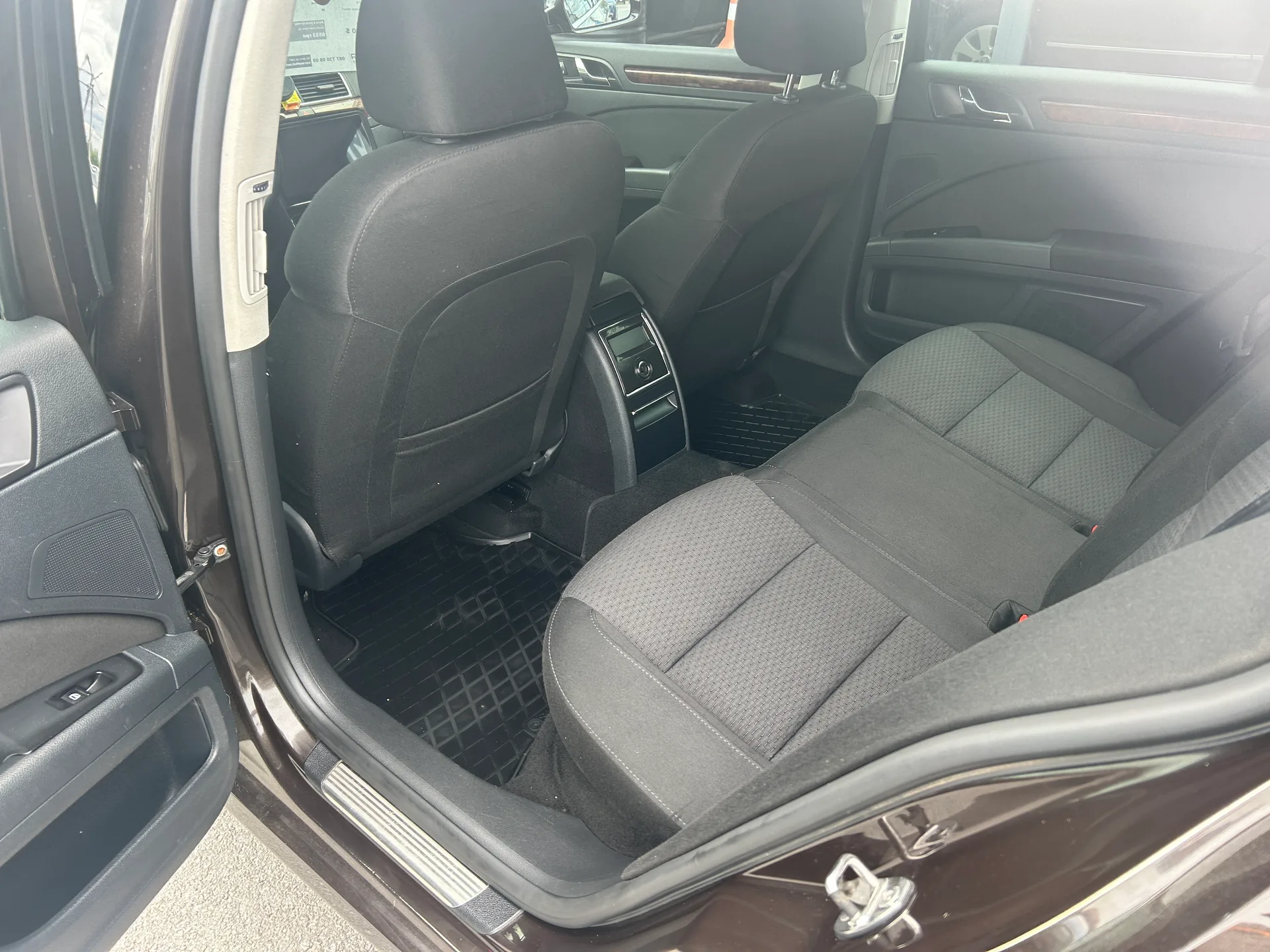 Skoda Superb — фото 6