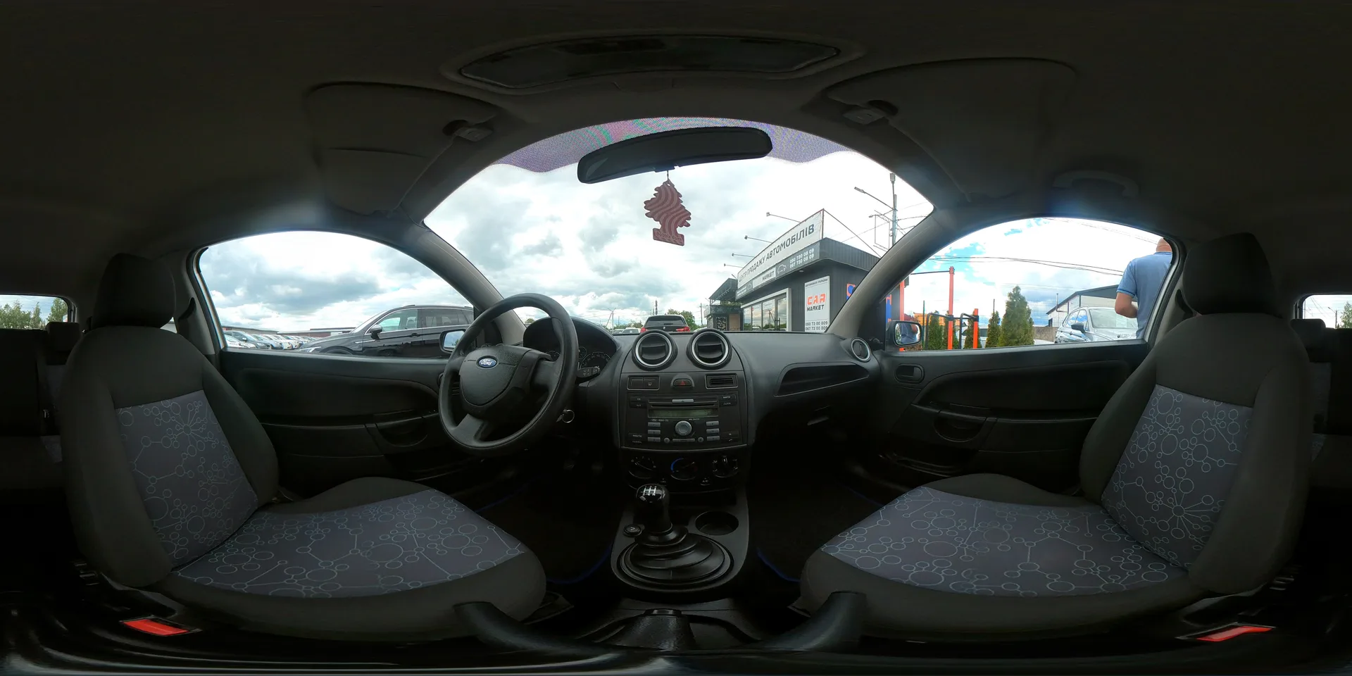 Ford Fiesta — 360°