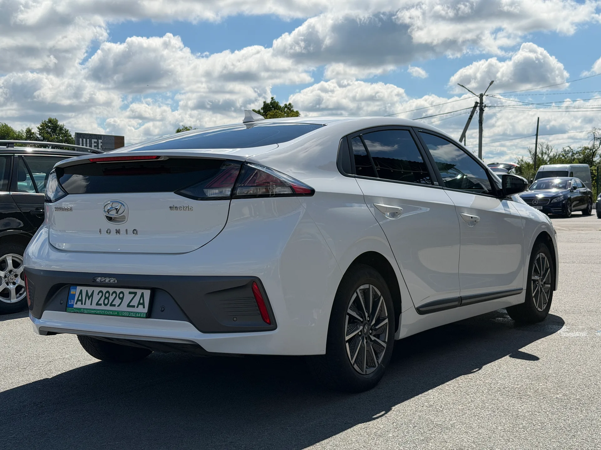 Hyundai Ioniq — фото 4