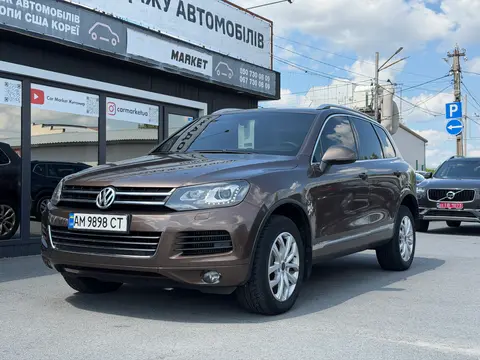 Volkswagen Touareg
