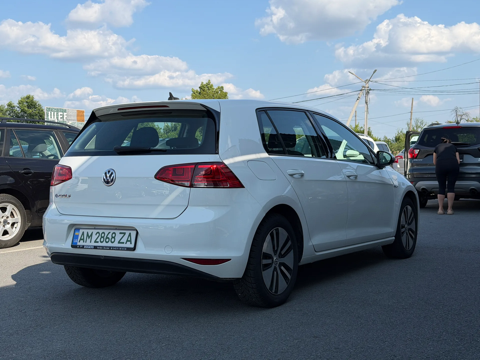 Volkswagen e-Golf — фото 3