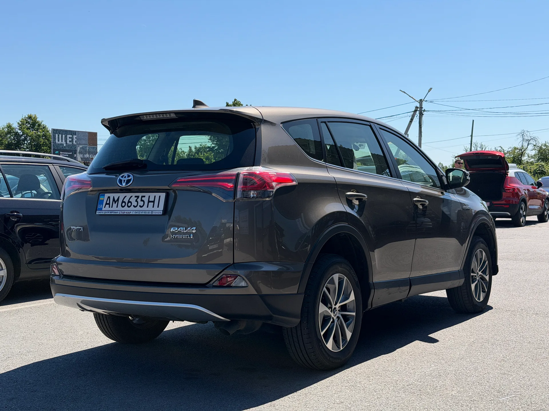Toyota RAV4 — фото 3