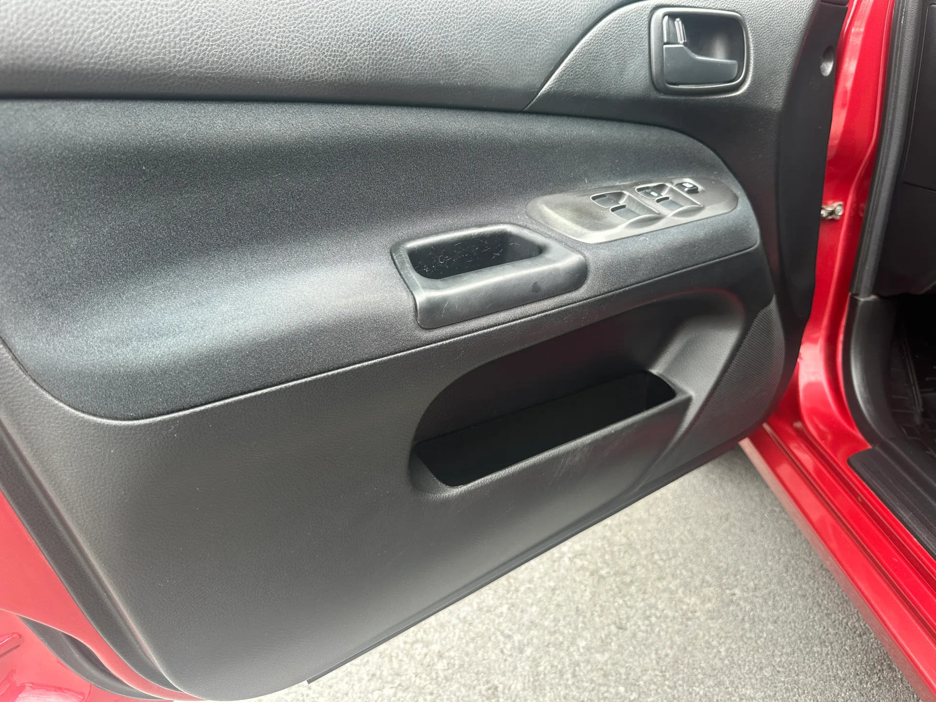 Mitsubishi Lancer — фото 12