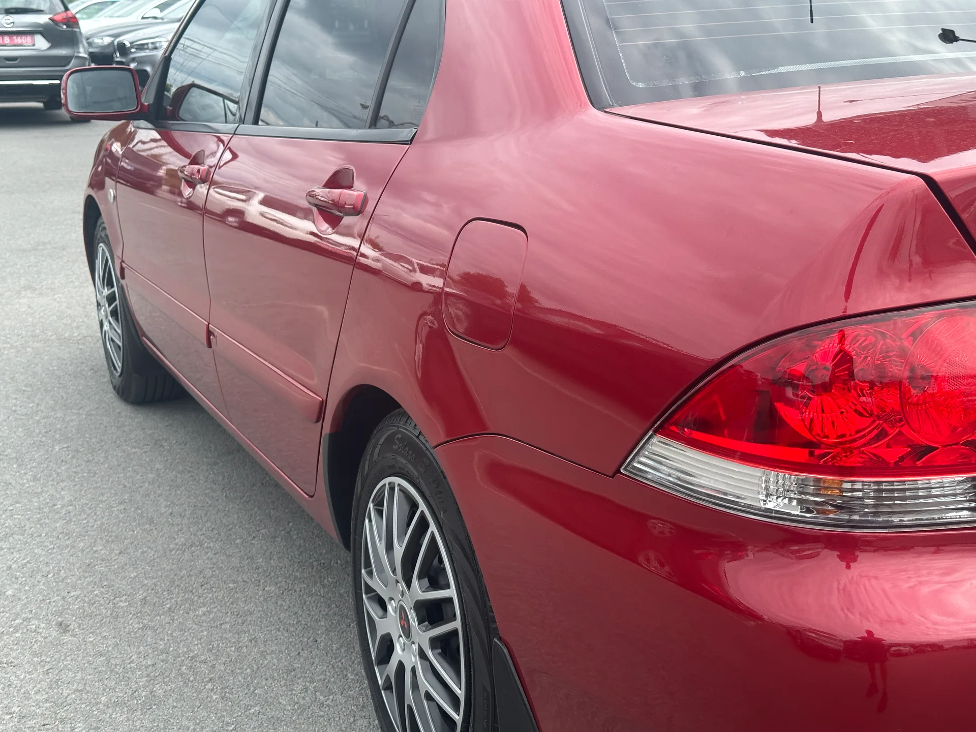 Mitsubishi Lancer — фото 14