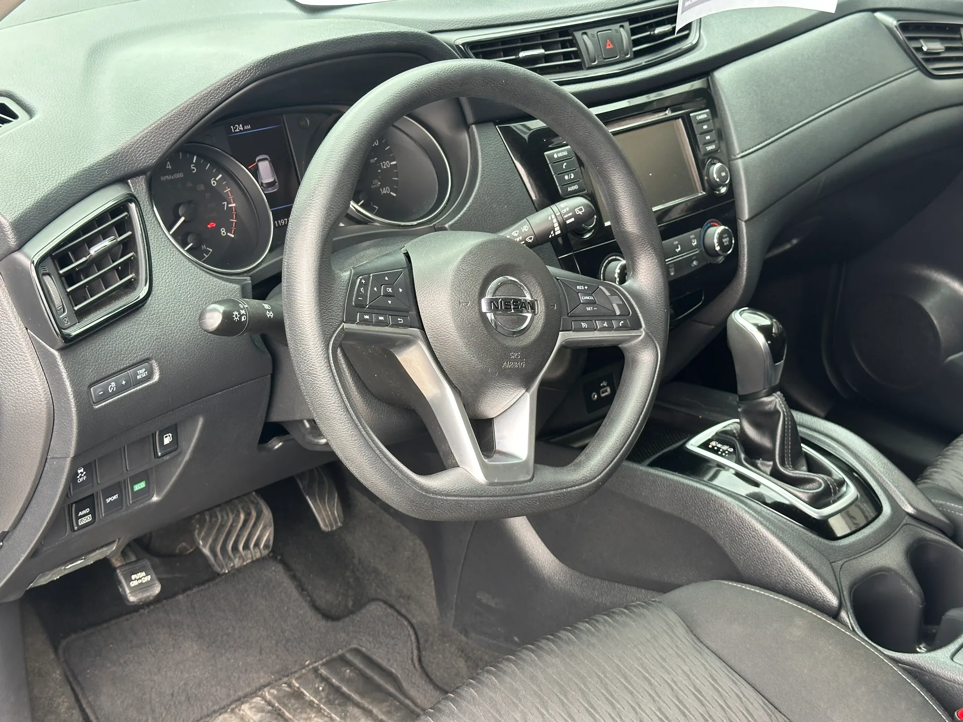 Nissan Rogue — фото 6