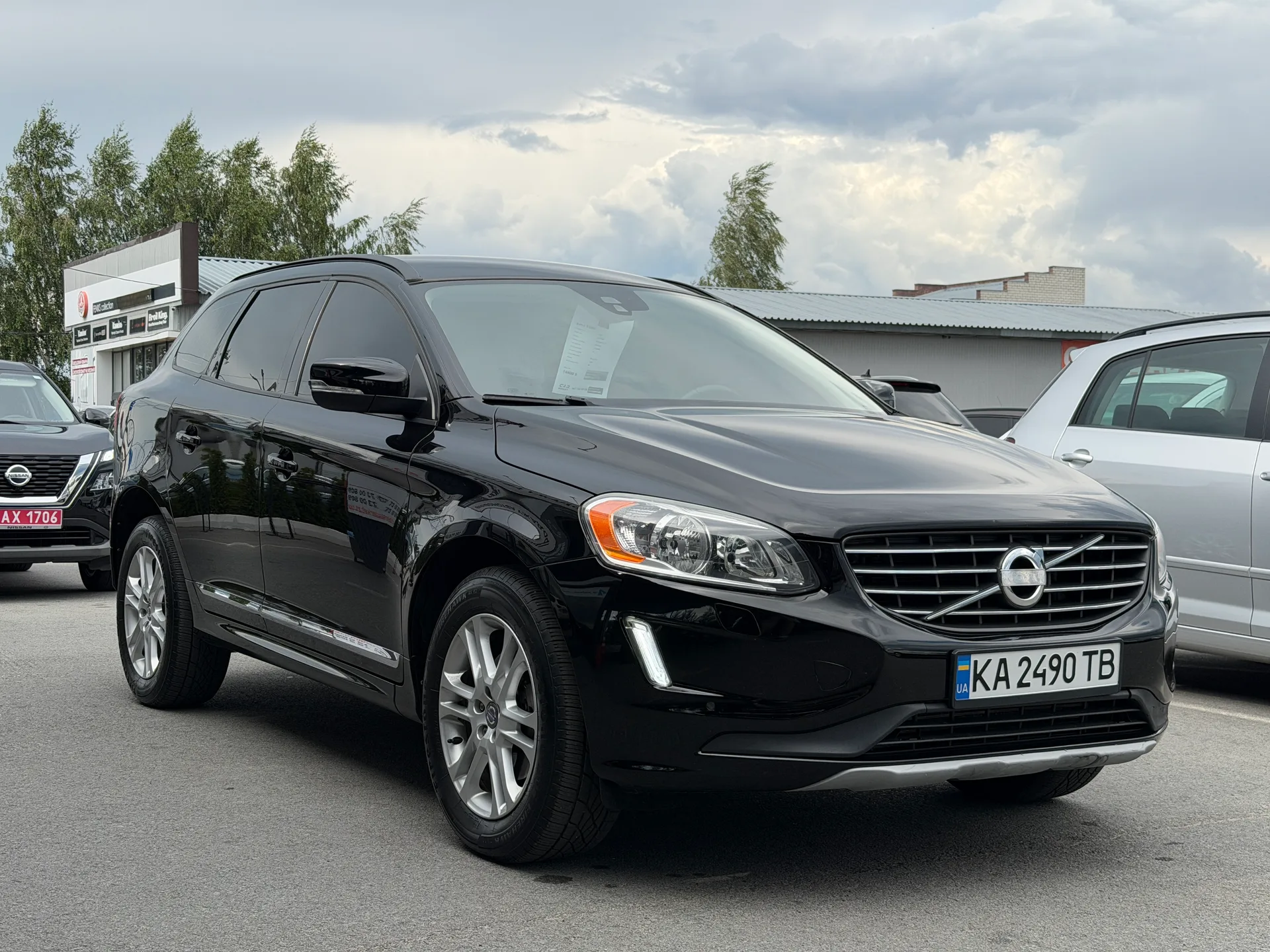 Volvo XC60 — фото 2