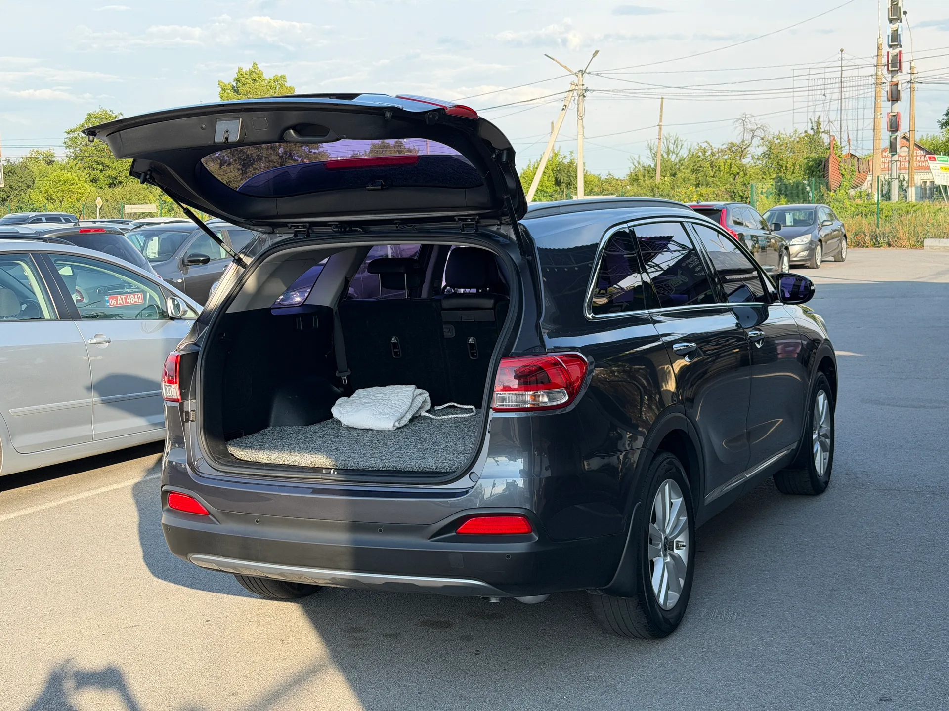 Kia Sorento — фото 6