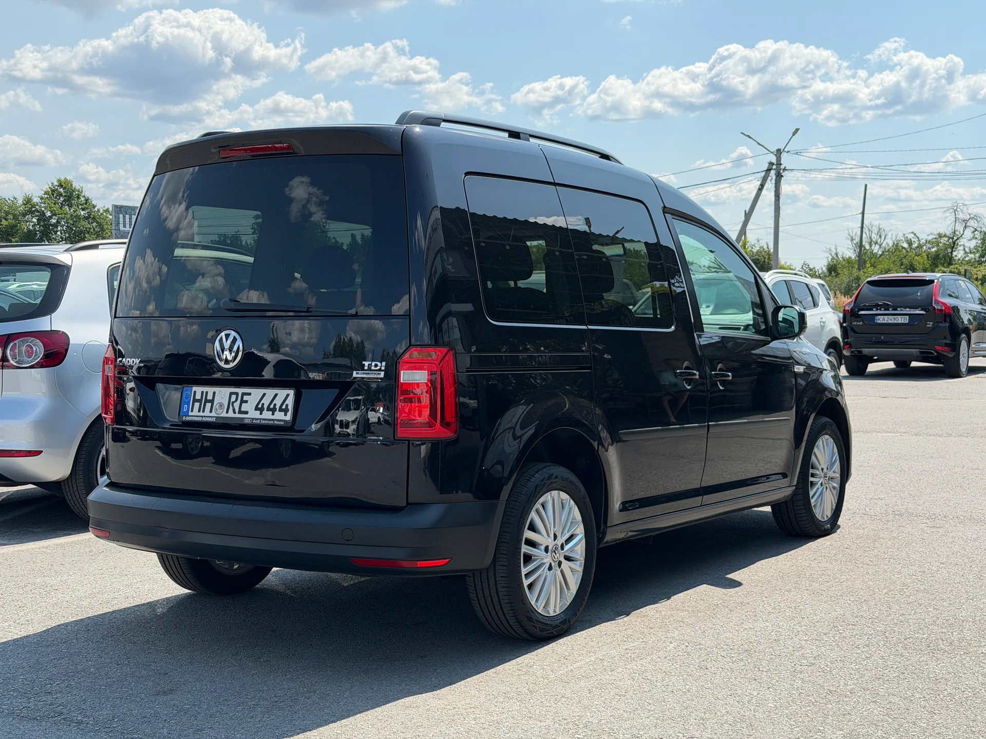 Volkswagen Caddy — фото 3