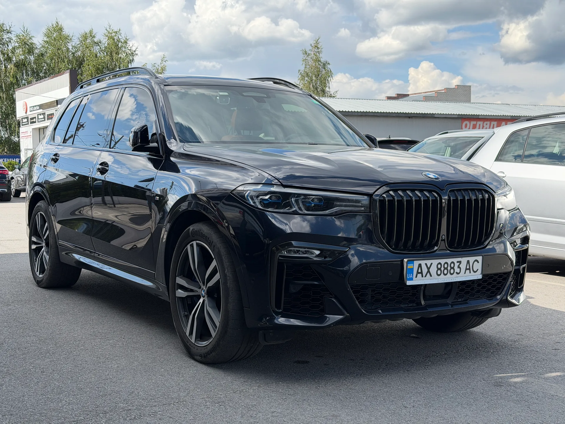 BMW X7 — фото 2