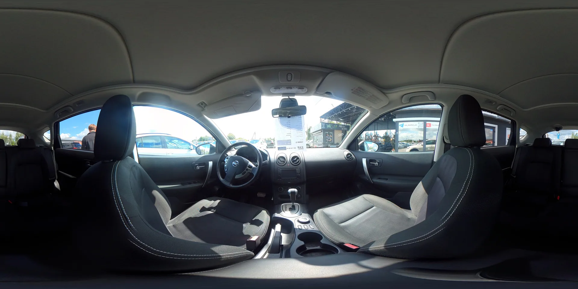 Nissan Qashqai — 360°