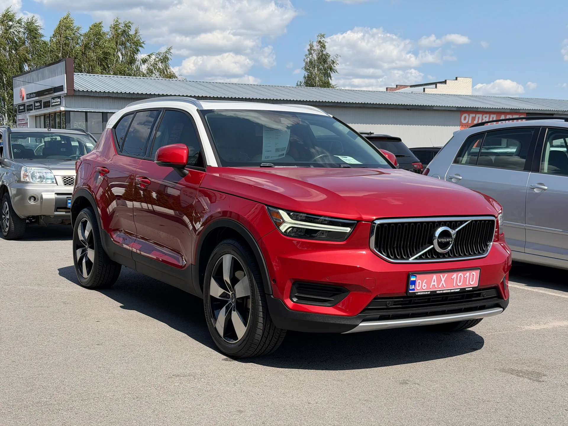 Volvo XC40 — фото 2