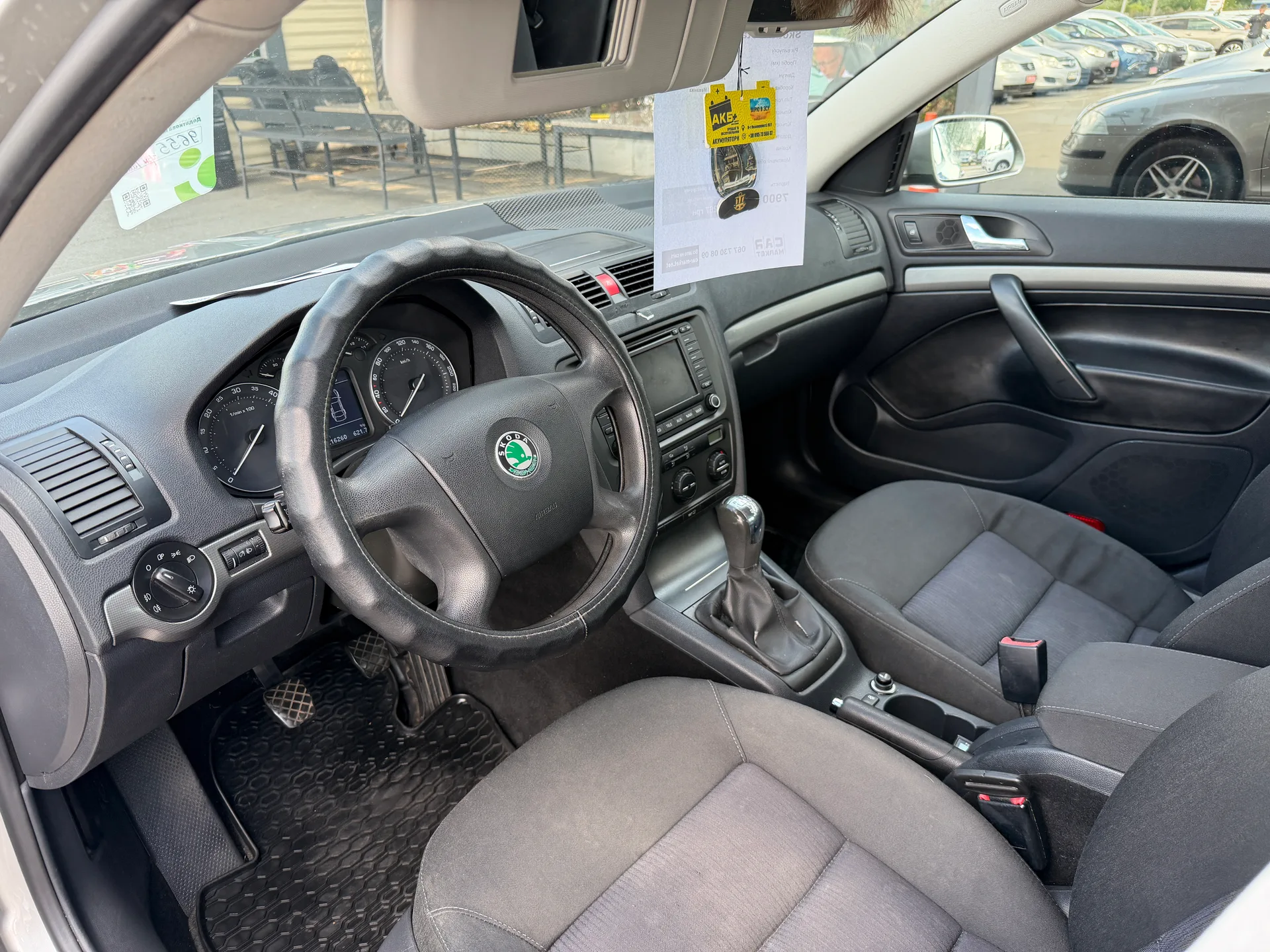 Skoda Octavia — фото 5
