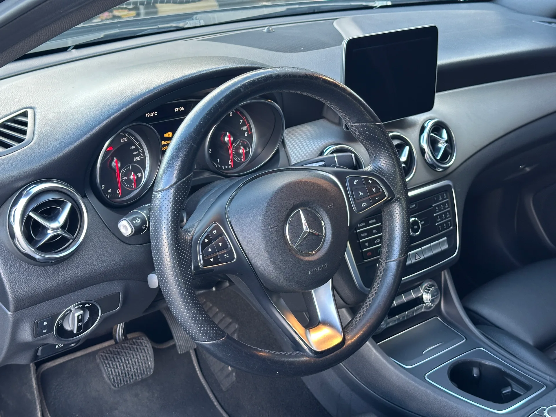 Mercedes-Benz GLA-Class — фото 8