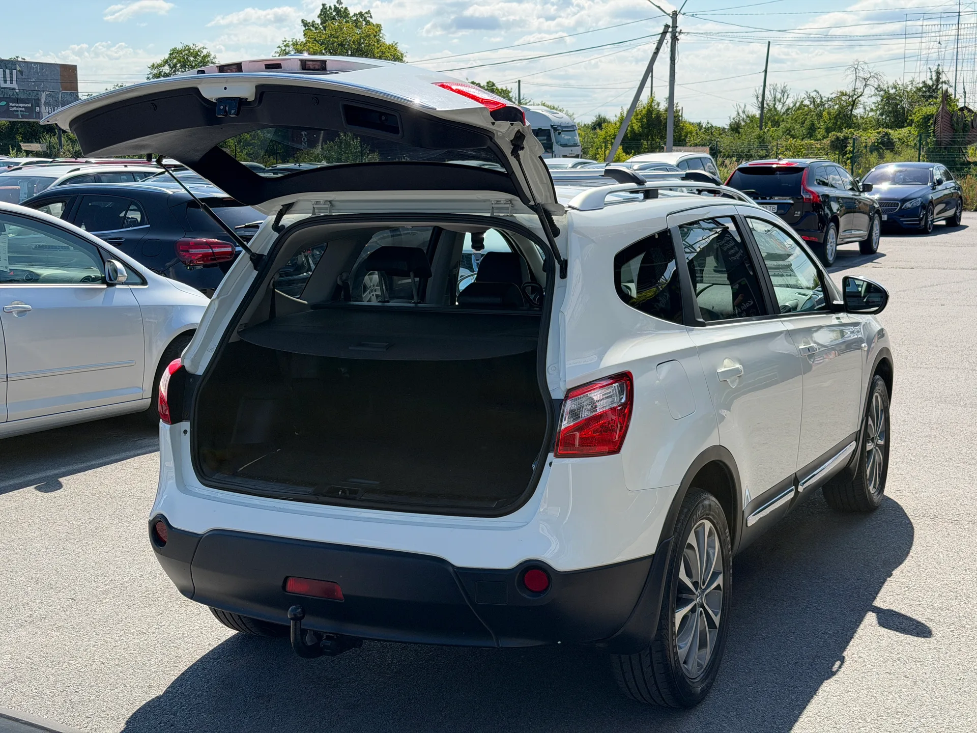 Nissan Qashqai+2 — фото 8