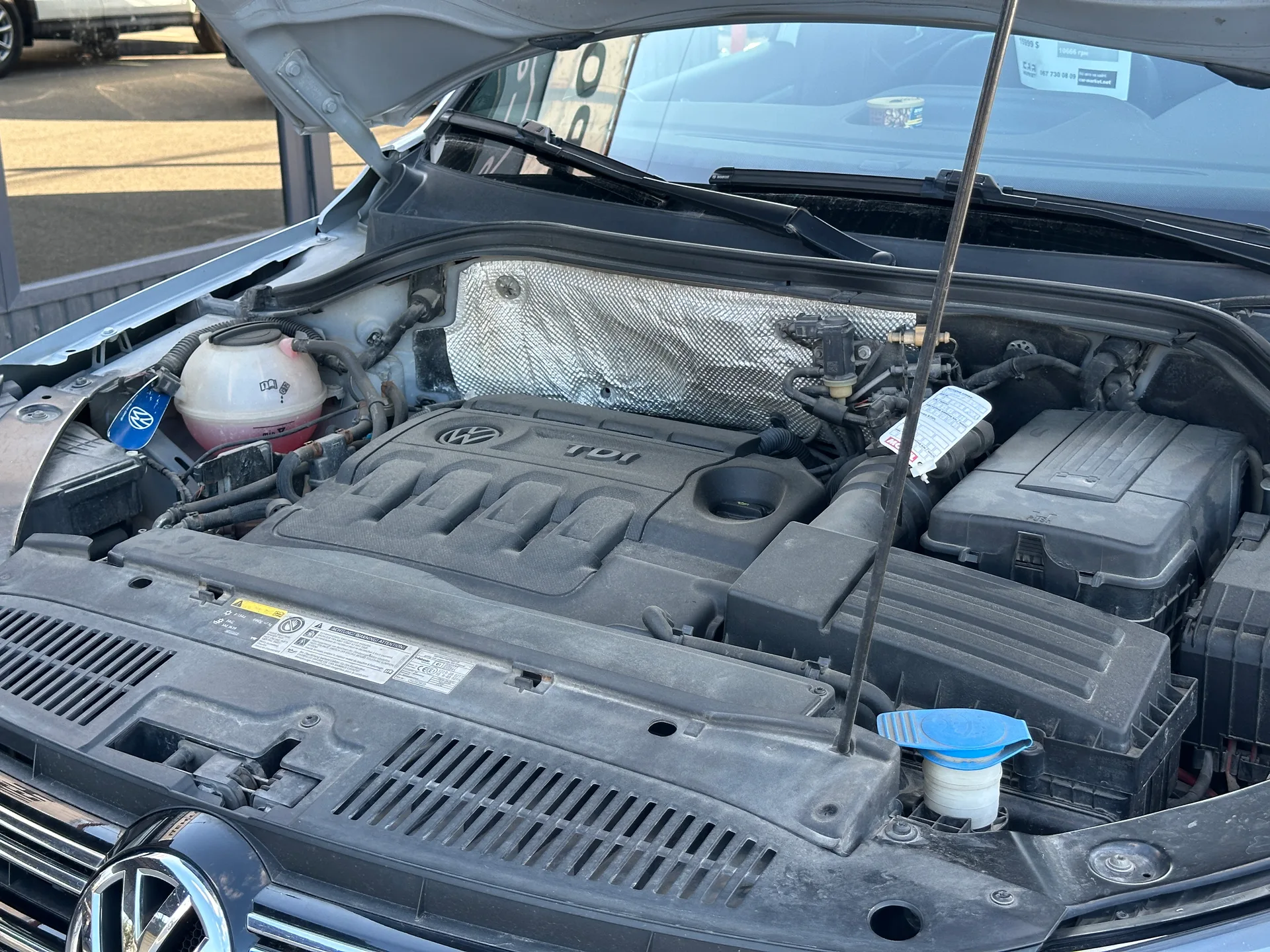 Volkswagen Tiguan — фото 14