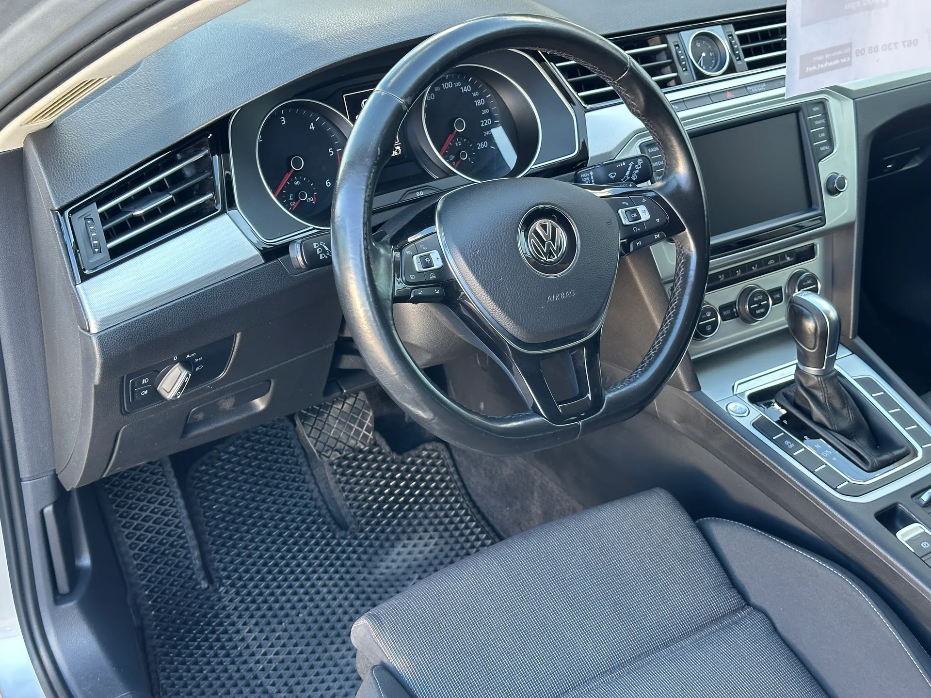Volkswagen Passat — фото 7