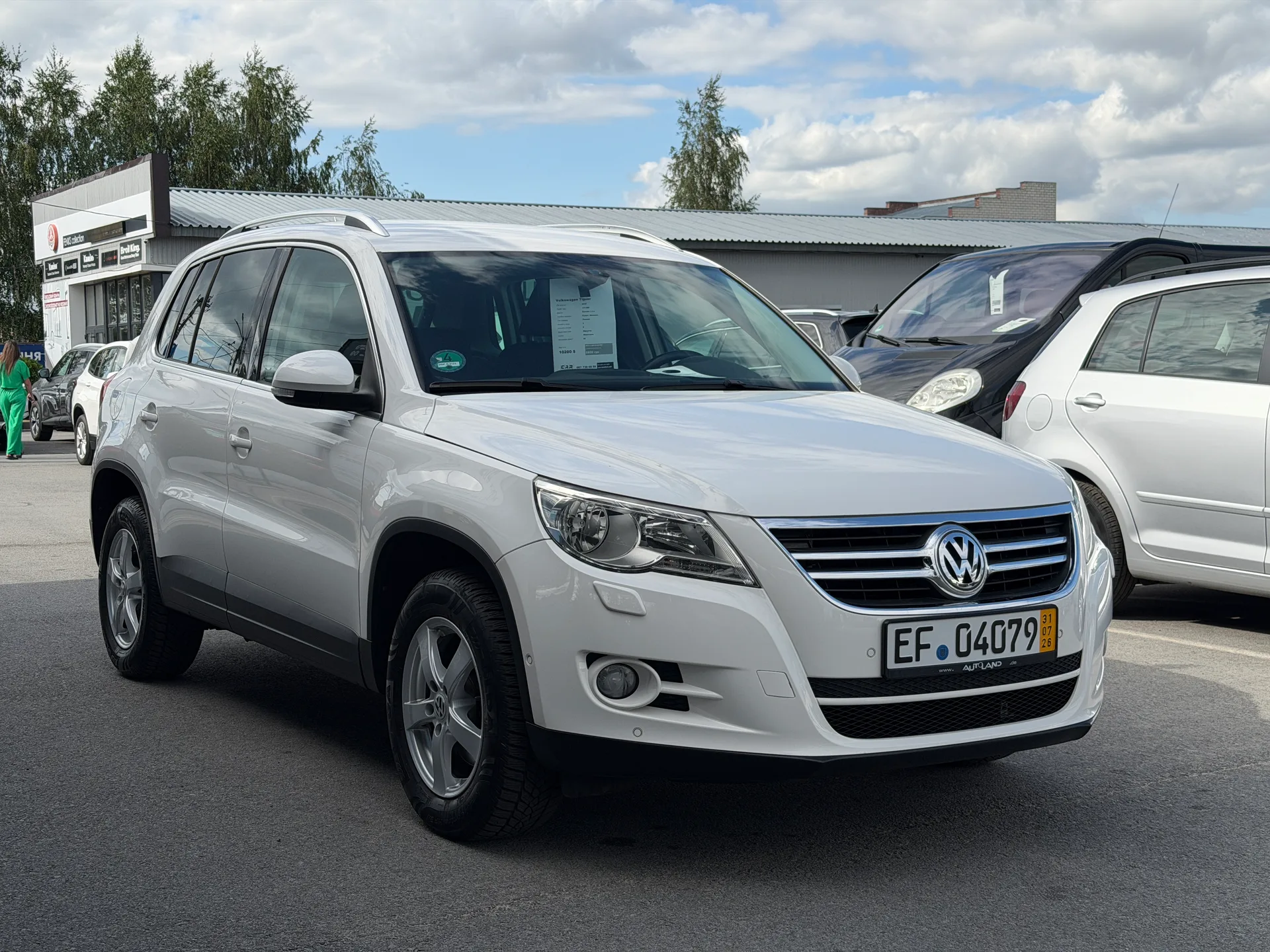 Volkswagen Tiguan — фото 2