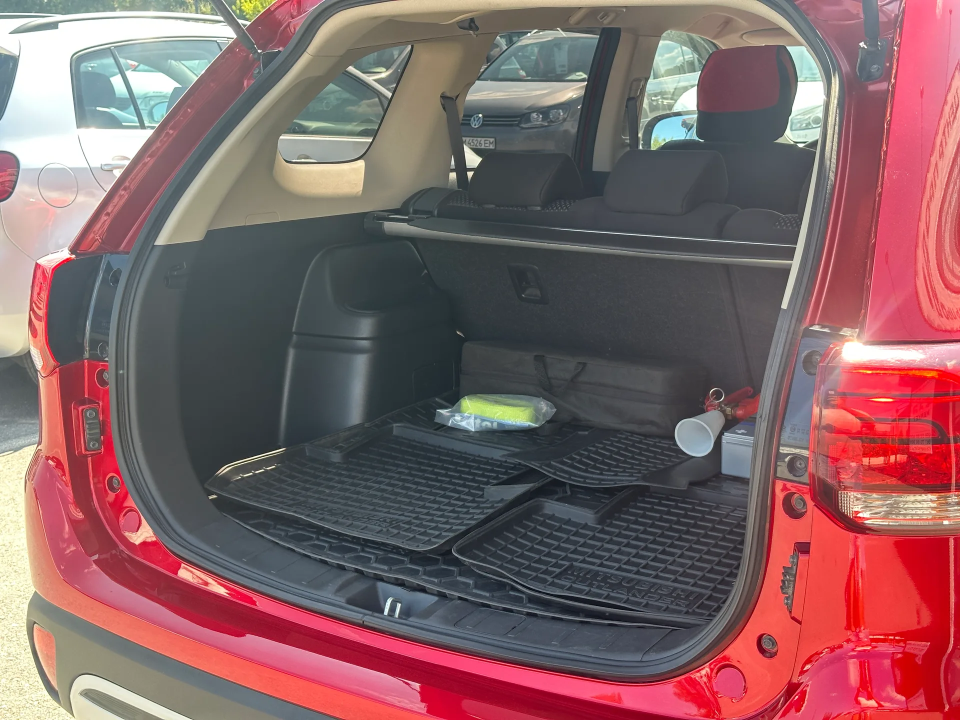 Mitsubishi Outlander — фото 9