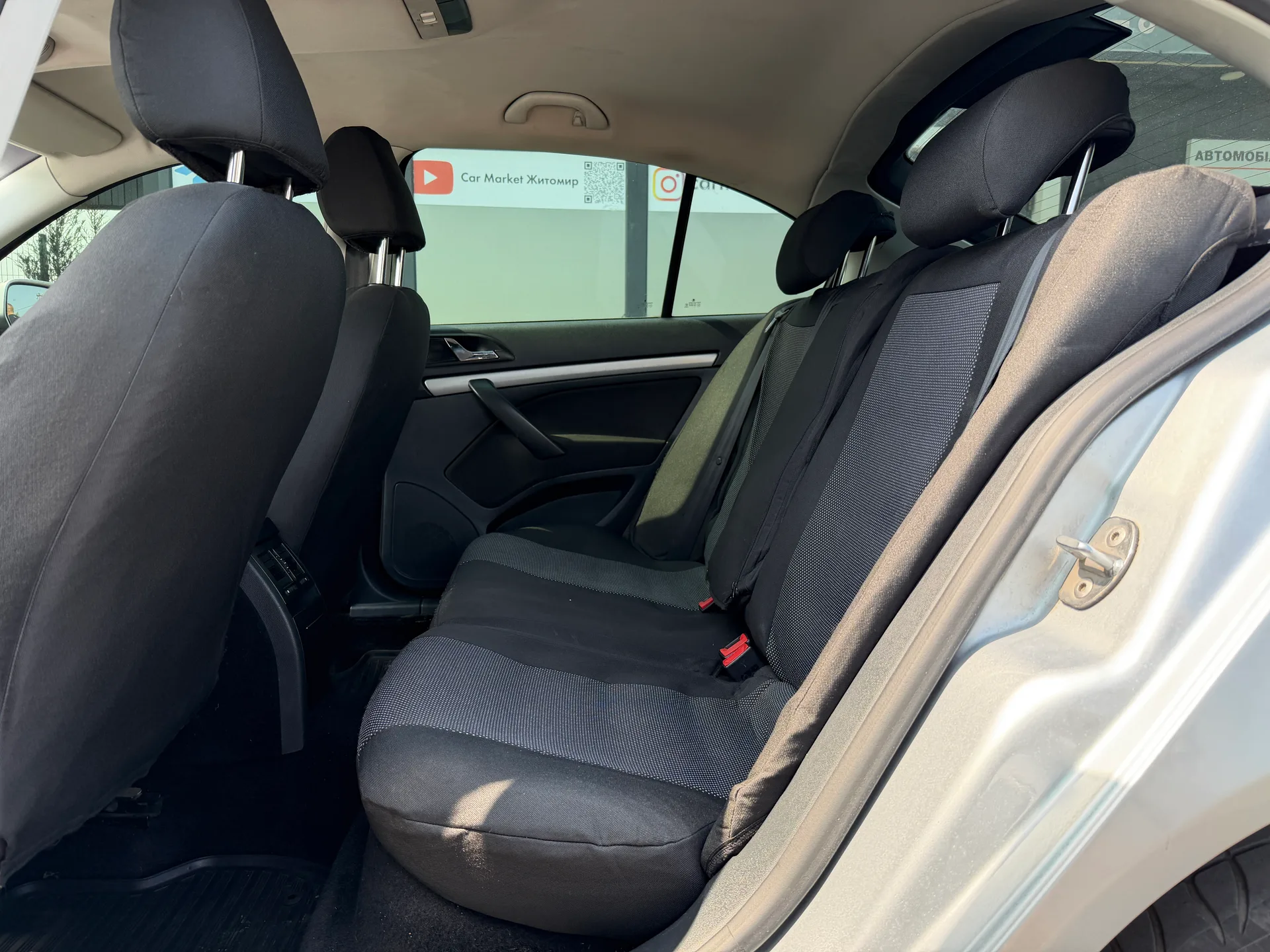 Skoda Octavia — фото 7