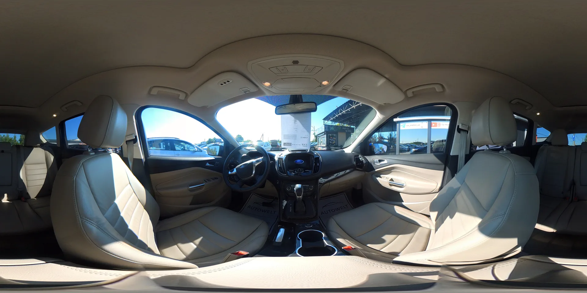 Ford Escape — 360°