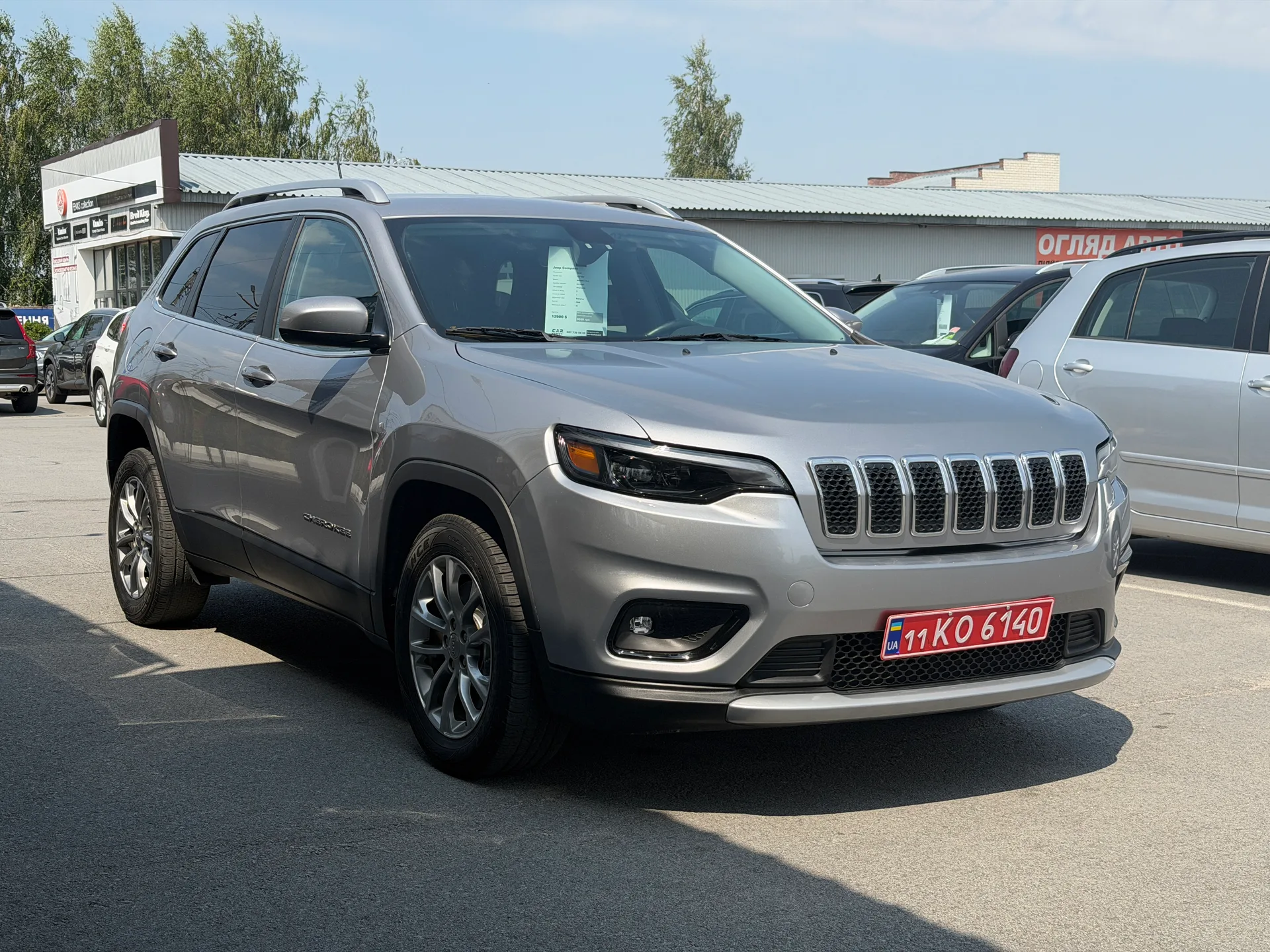 Jeep Cherokee — фото 2