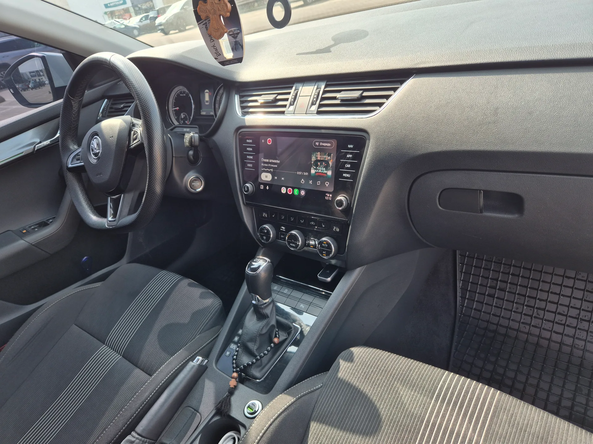 Skoda Octavia — фото 10