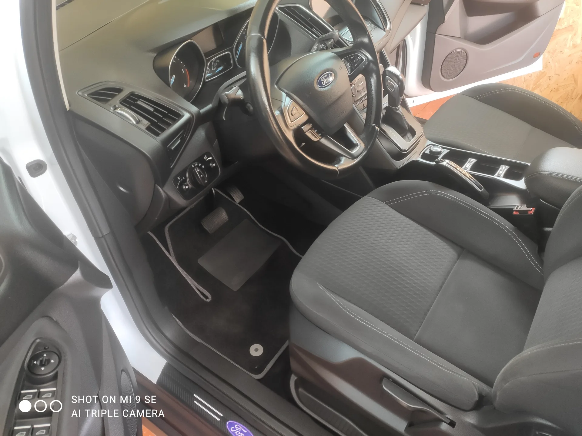 Ford C-Max — фото 2