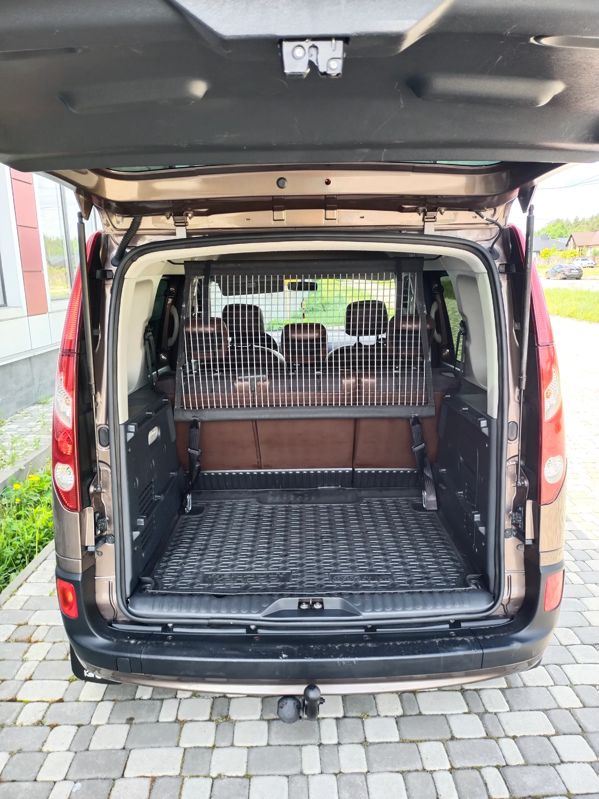 Renault Kangoo — фото 9