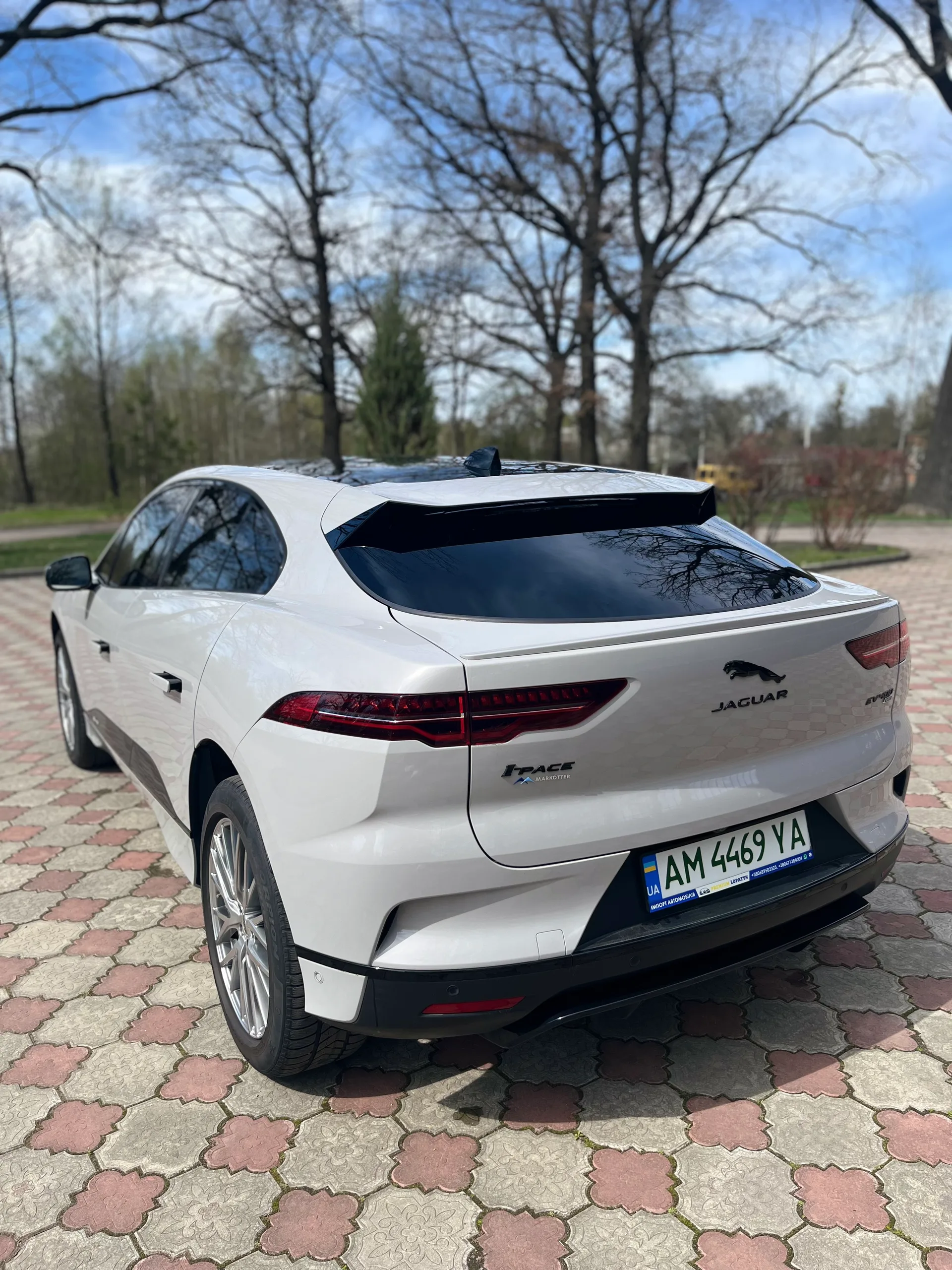 Jaguar I-Pace — фото 7