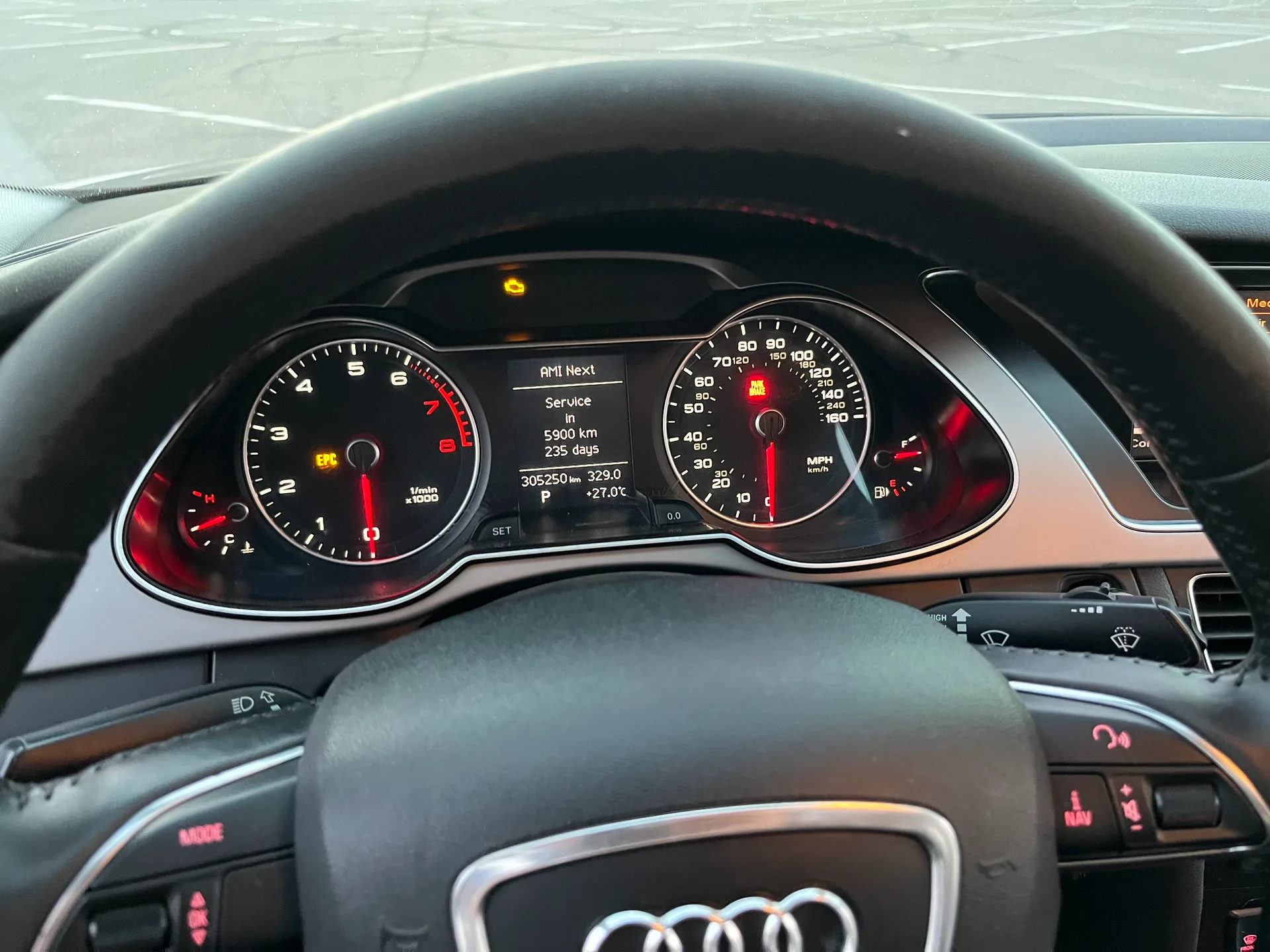 Audi A4 — фото 3