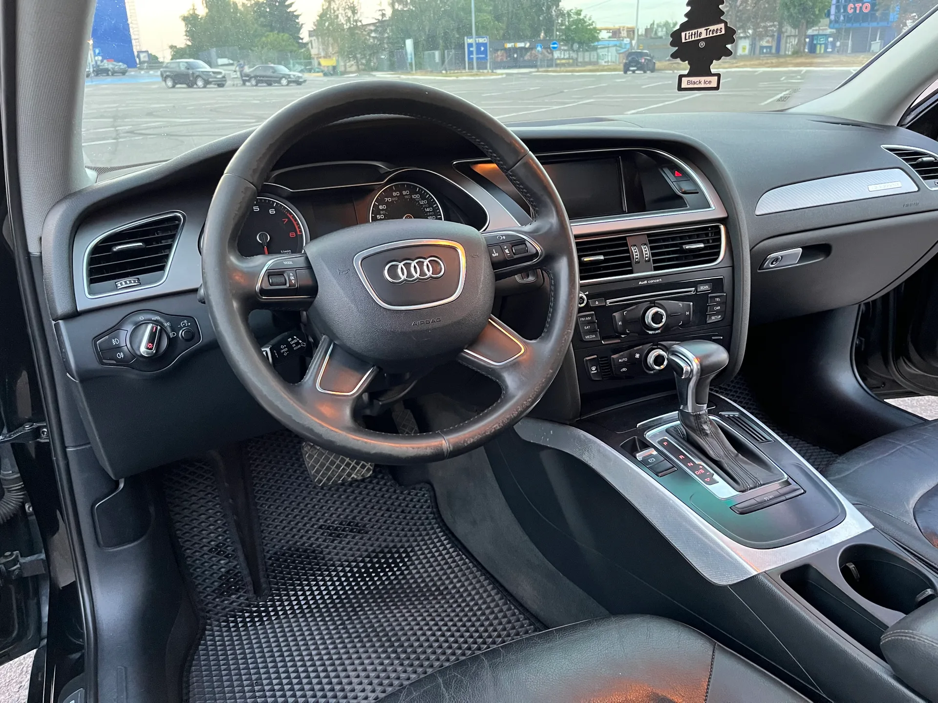 Audi A4 — фото 5